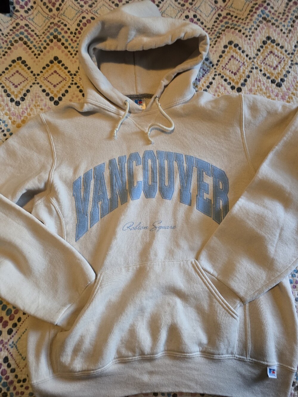 Vintage Russell Athletic Vancouver "Robson Square" pullover hoodie